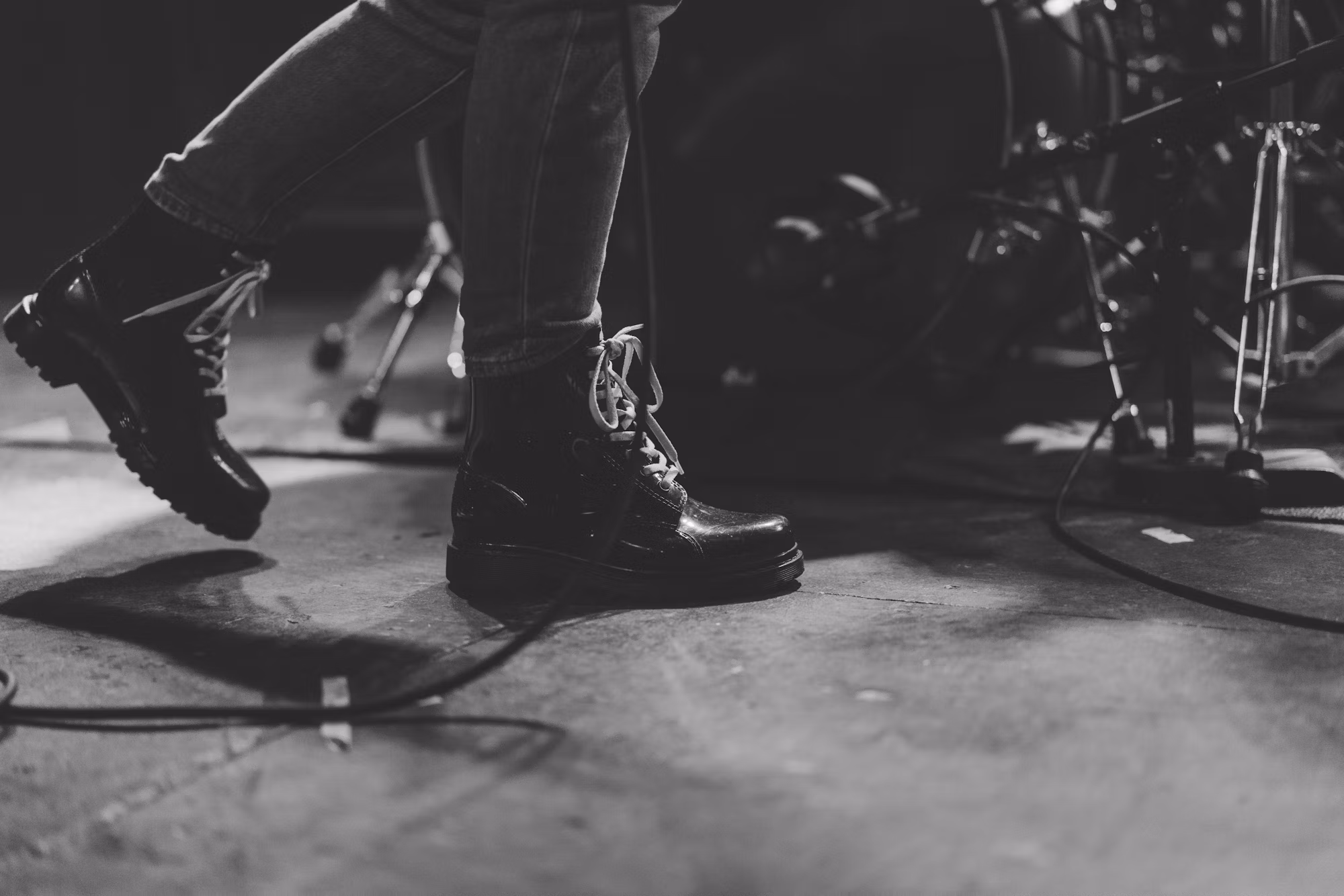 Exploring the Landscape of Live Music: Concert Formats and Their Impact